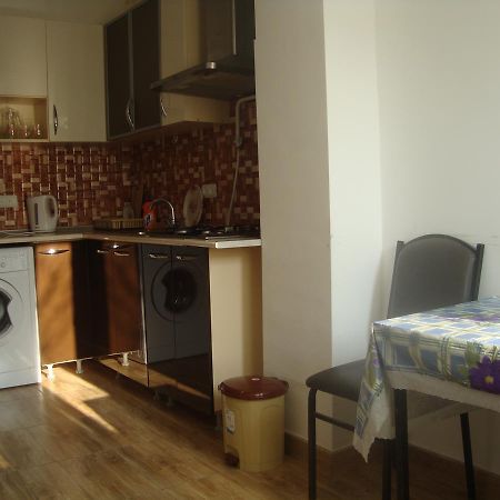 Apartments Azatutyan Avenue 9, Кв 19 Jerevan Buitenkant foto