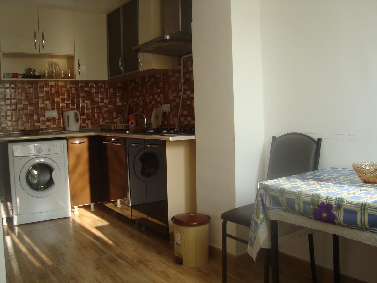 Apartments Azatutyan Avenue 9, Кв 19 Jerevan Buitenkant foto