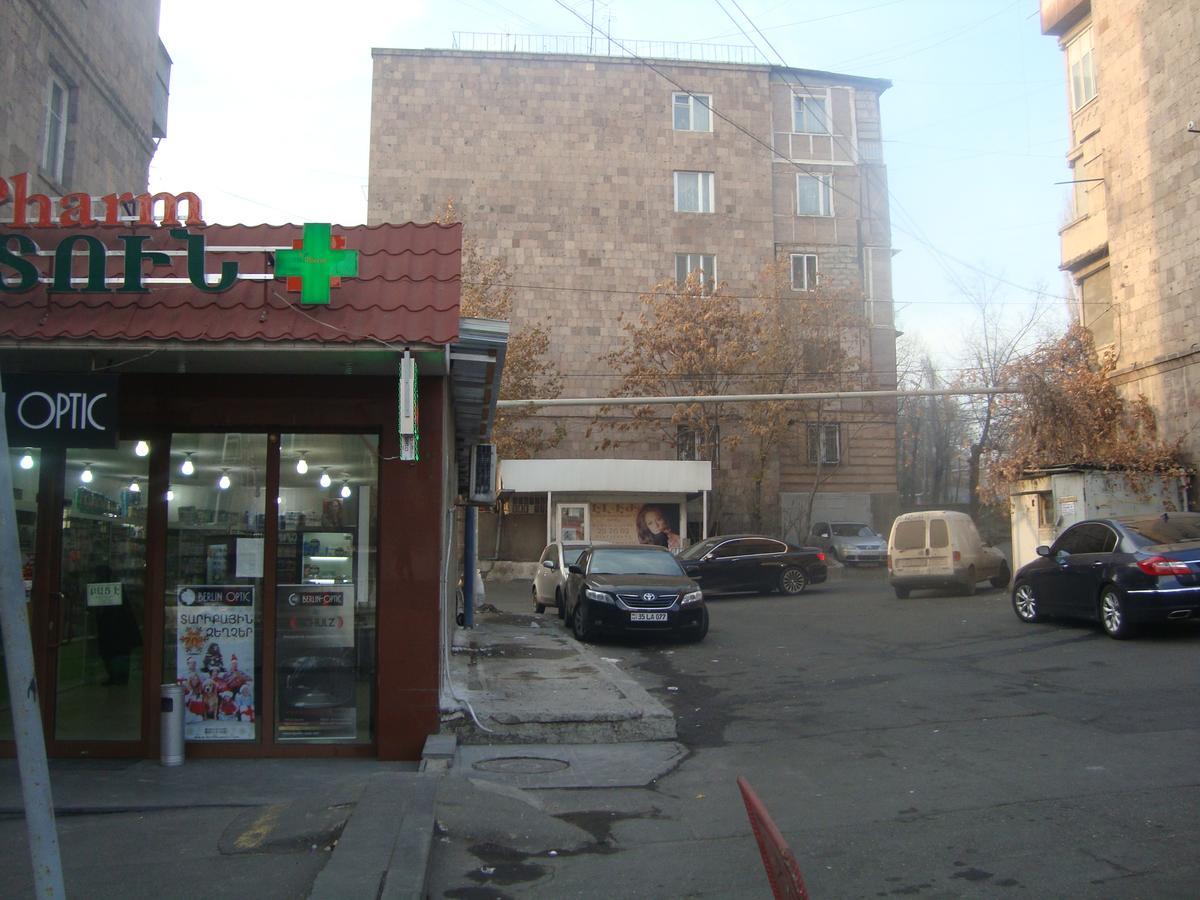Apartments Azatutyan Avenue 9, Кв 19 Jerevan Buitenkant foto